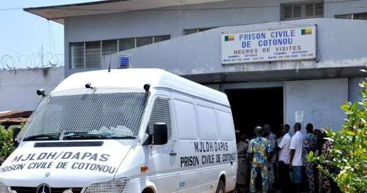 Le R Gisseur De La Prison Civile De Cotonou Limog Heures Au Benin